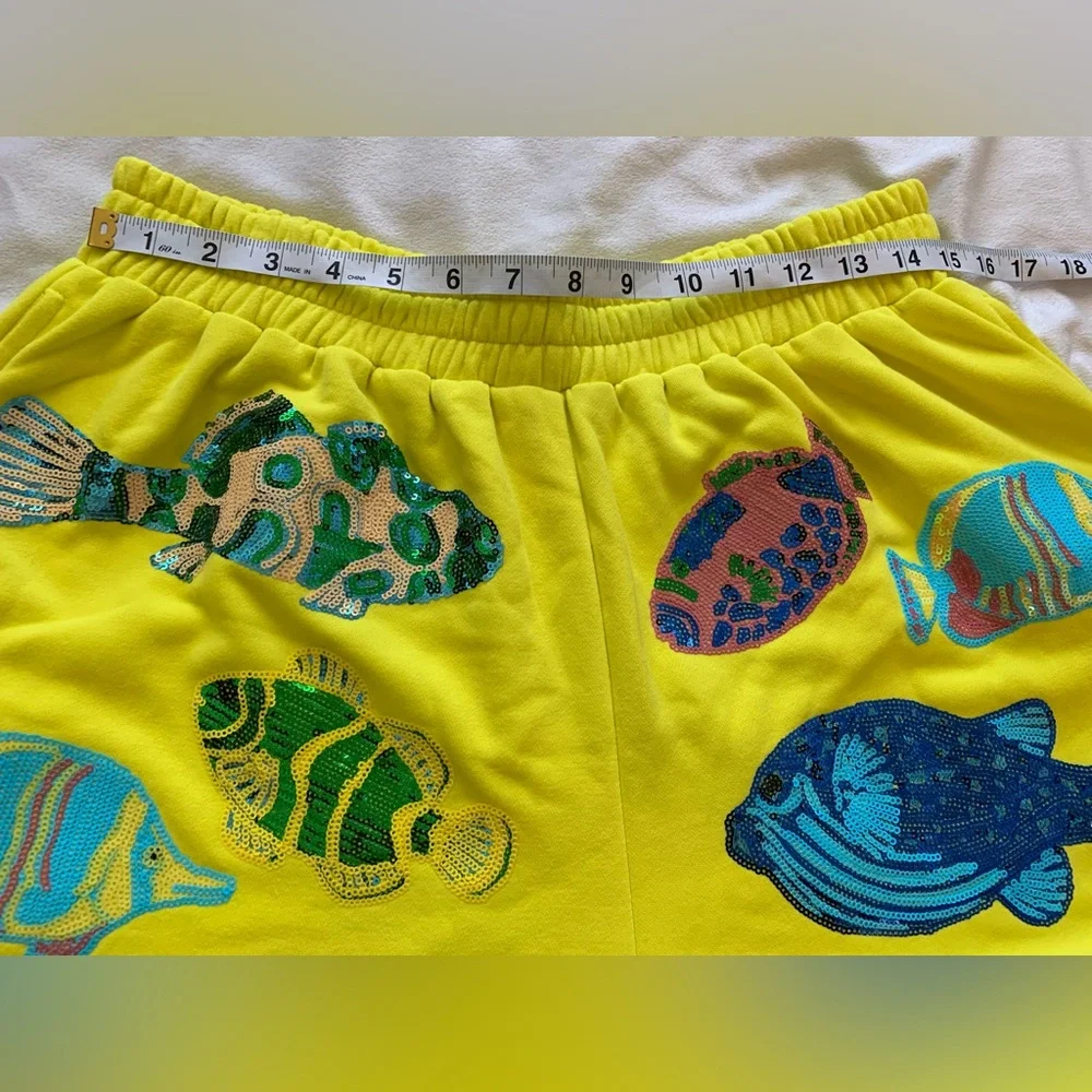 NWT Queen of Sparkles Yellow Fish Sequin Shorts Large Revolve Beach Vacation - Picture 6 of 12